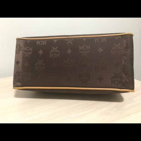 MCM shoulder bag🌹 - Picture 3 of 12